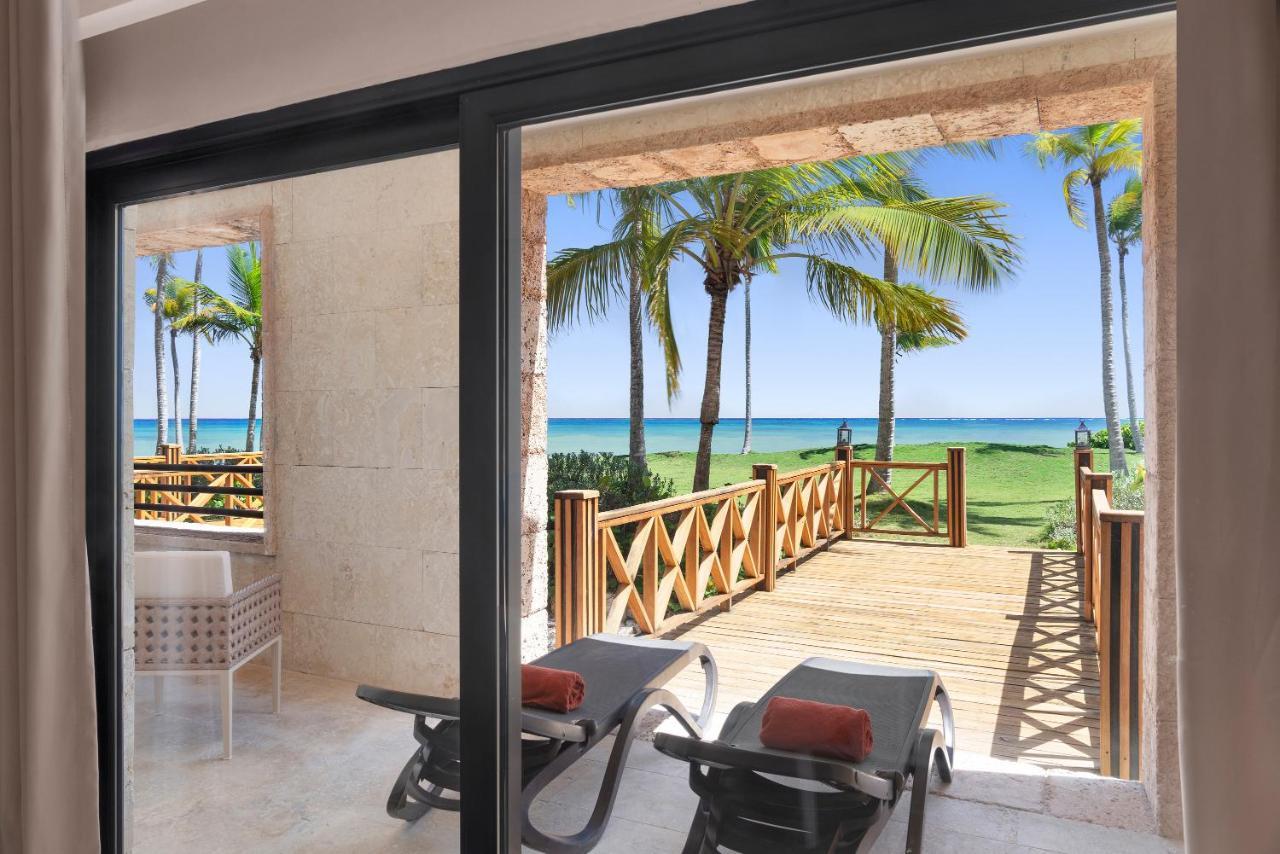 Castle, Junior Suite, 1 King, Ocean view, Balcony
