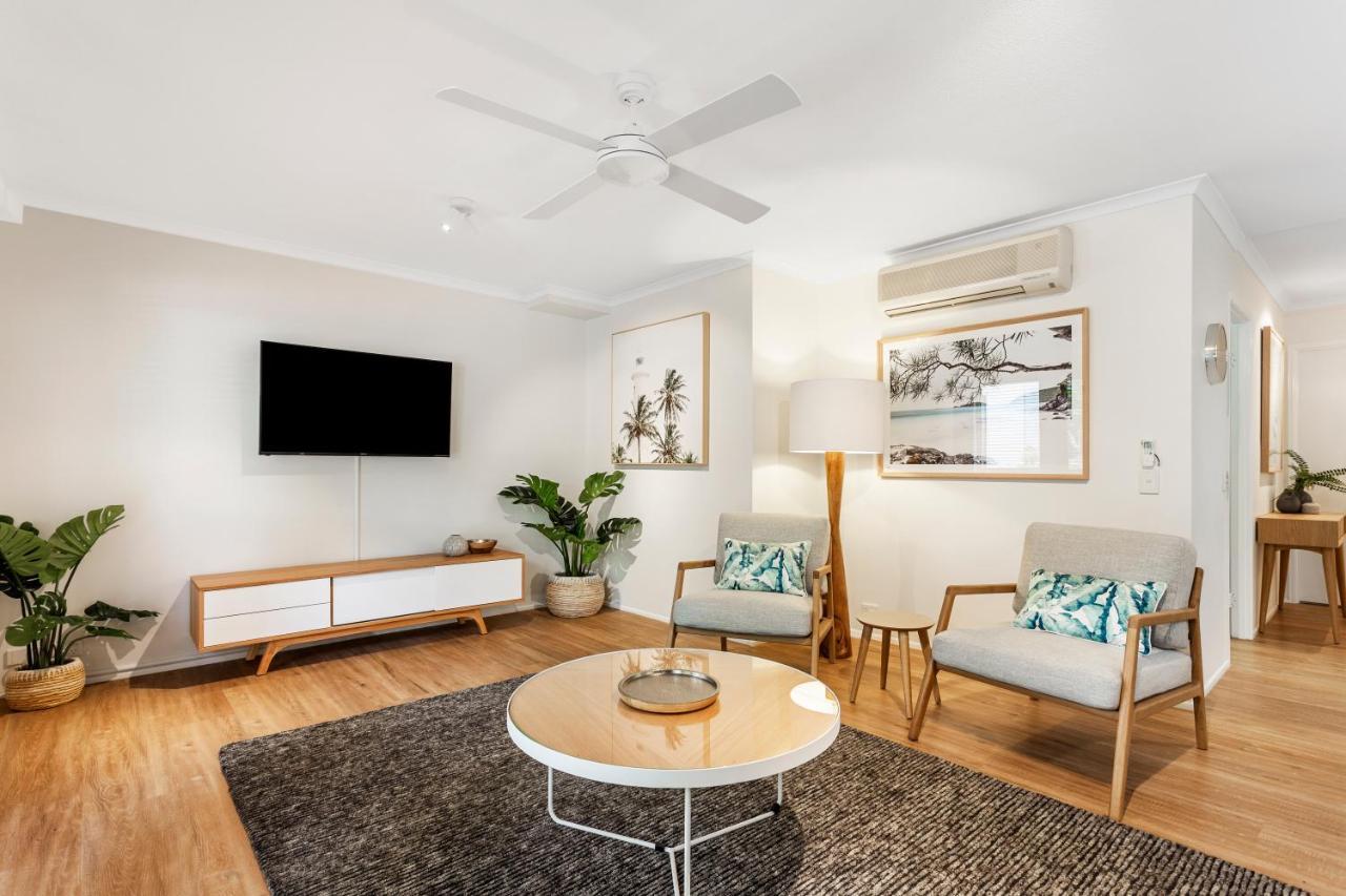 Deluxe Two-Bedroom Apartment Ground Floor Pool View