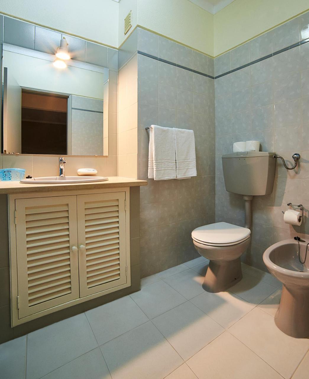 One-Bedroom Apartment up to 12 years old