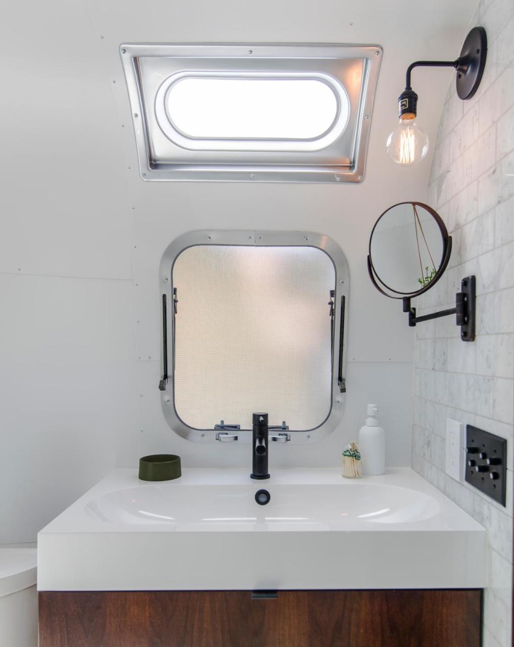 Airstream Suite