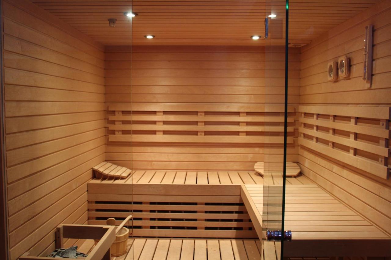 Double or Twin Room Spa Access,780698646:JPEG