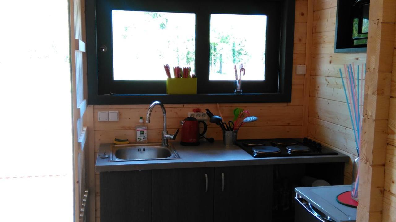Cabane de Gretel,425114448:JPEG