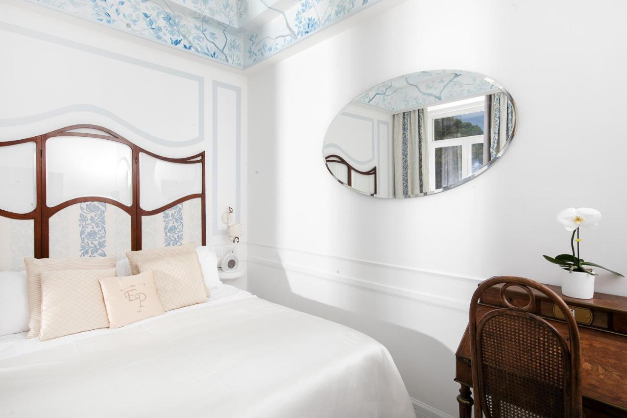 Deluxe Double or Twin Room Hot Tub
