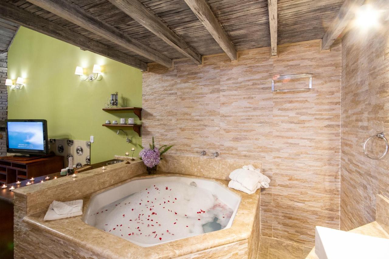 Chalé Duplex com Ofurô