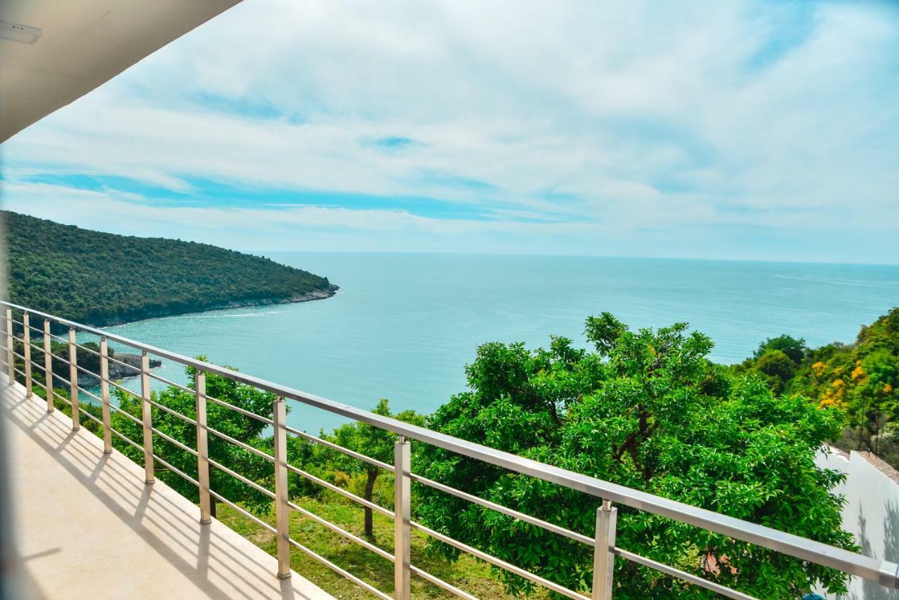 Deluxe Doppelzimmer mit Balkon und Meerblick