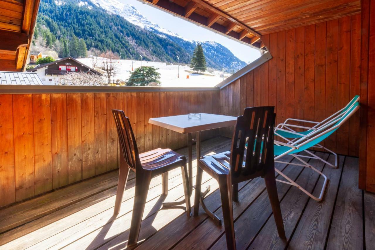 Chambre Double - Vue sur Piscine