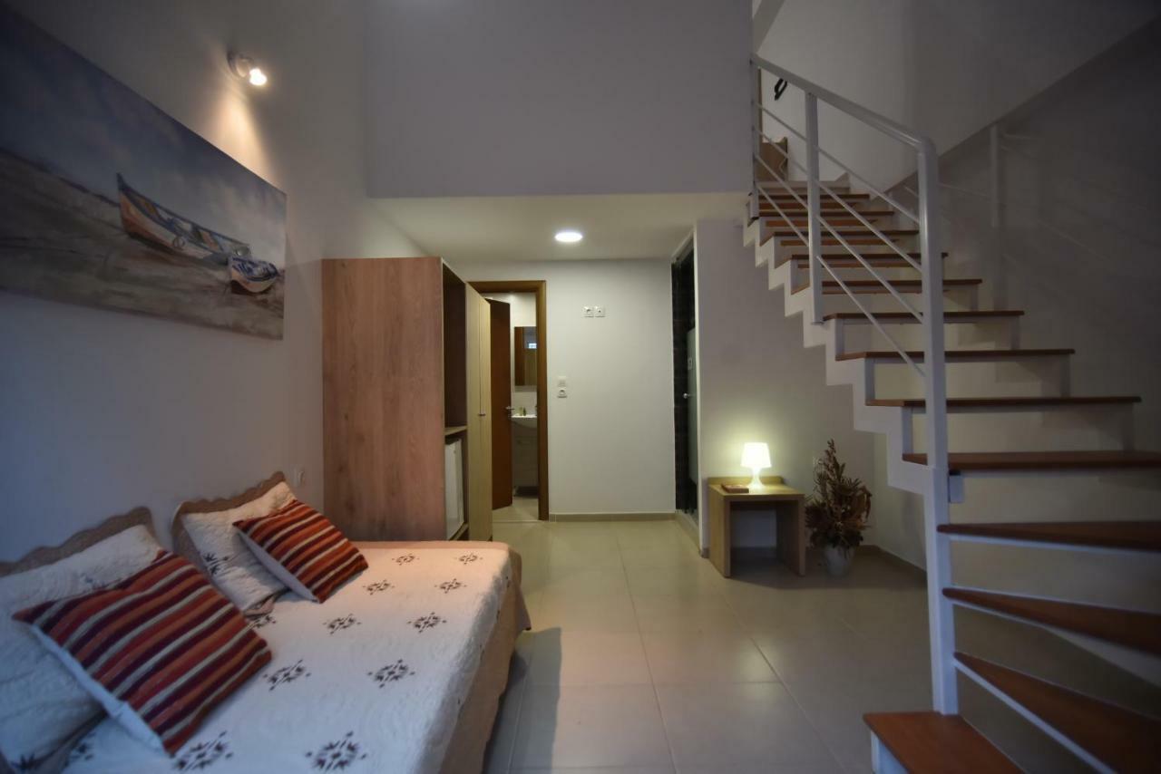Standard Quadruple Room,815795753:JPEG
