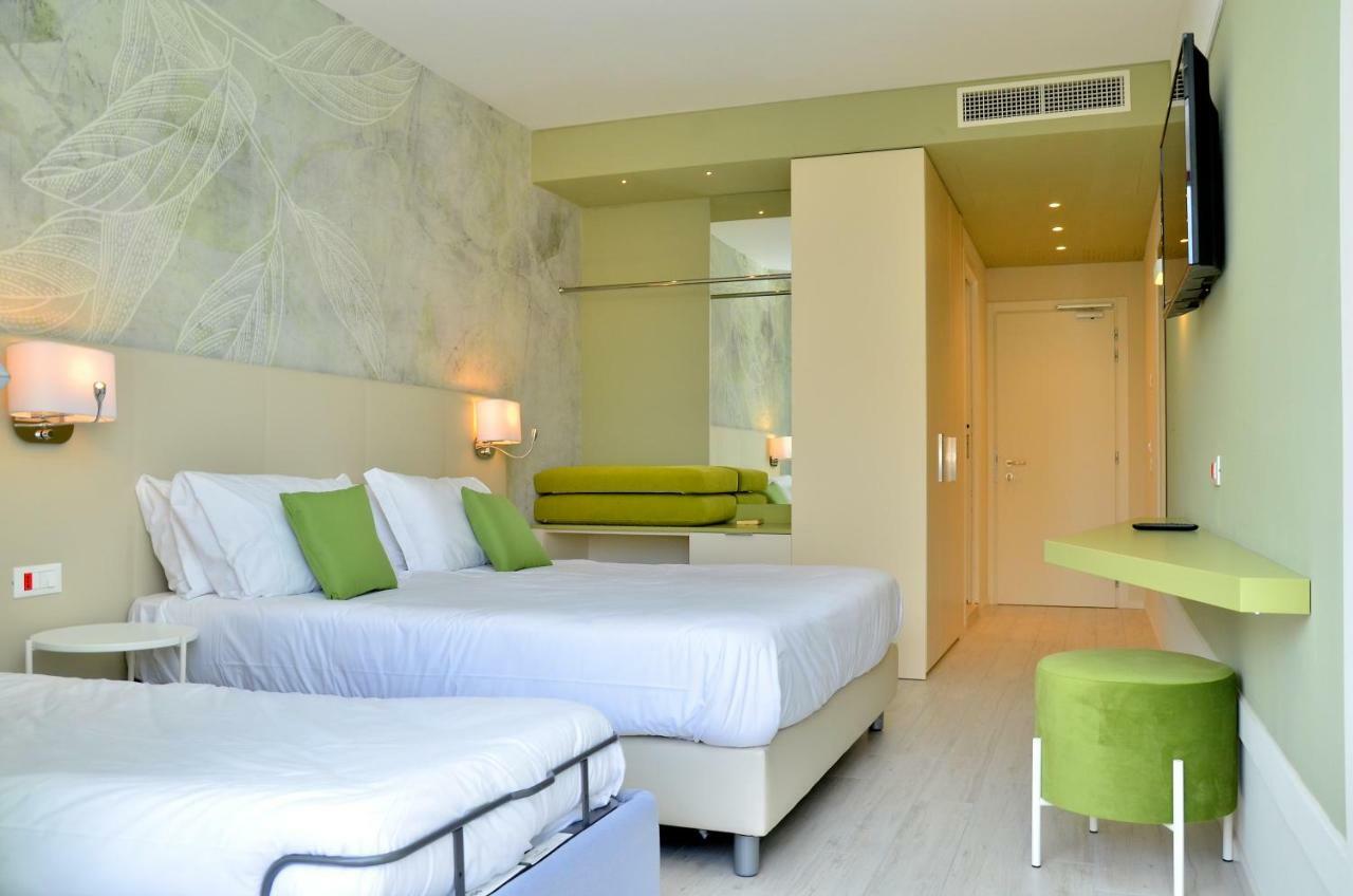 Comfort Triple Room