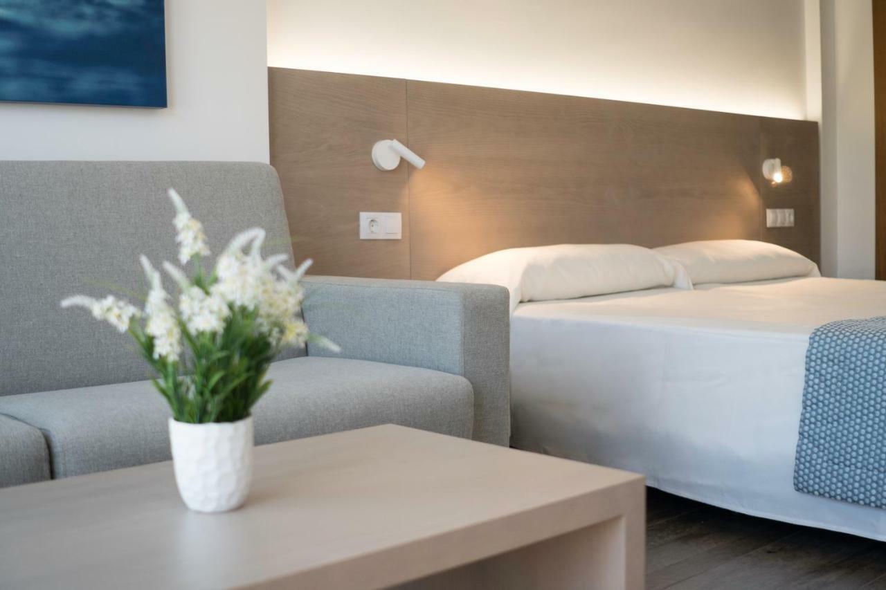 Superior Room Balcony,813376389:JPEG