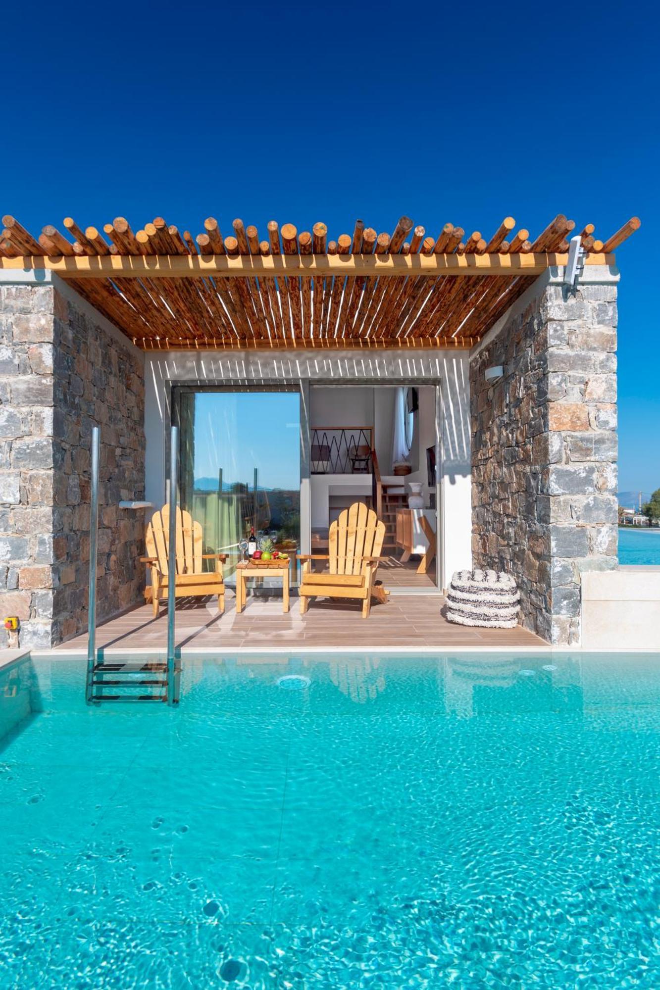 VIP-Suite Atermono mit Meerblick und eigenem Pool - auf 2 Ebenen