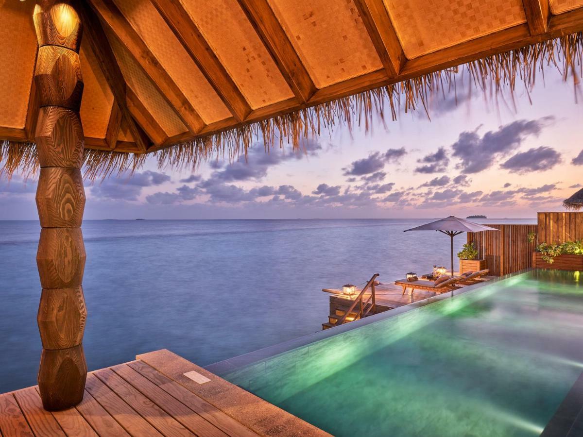 Luxury Sunset Water Villa Pool,834899690:JPEG