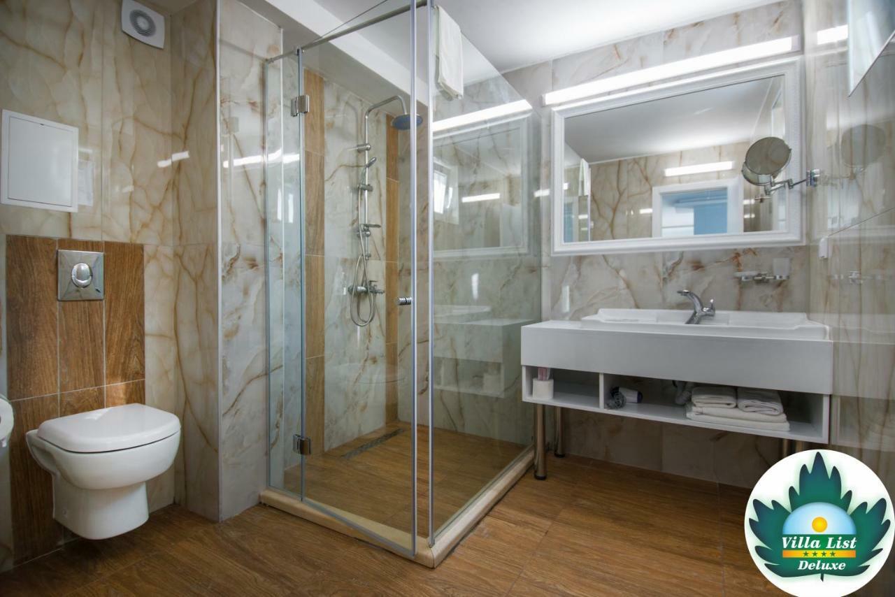 Deluxe Double Room City View