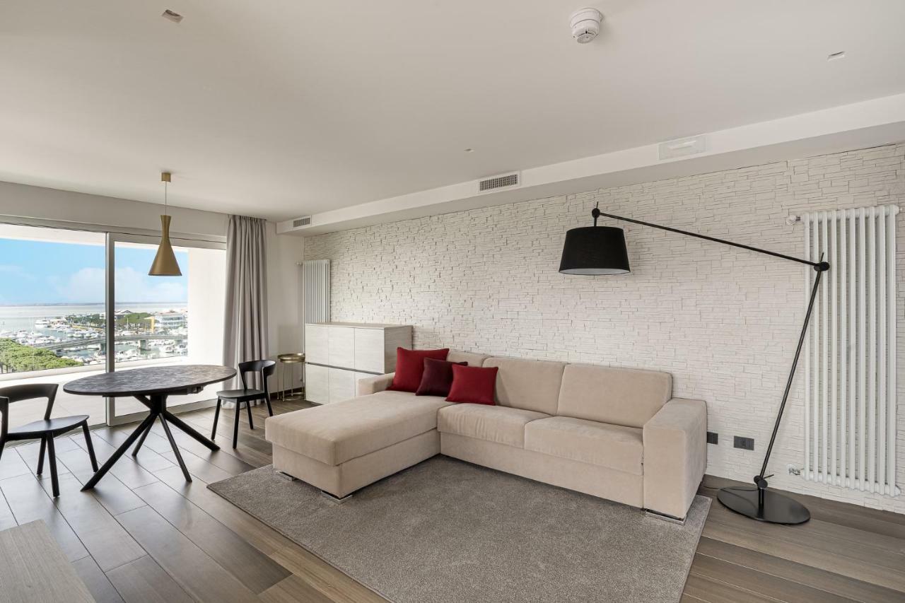 Annex Deluxe Suite Adults Only