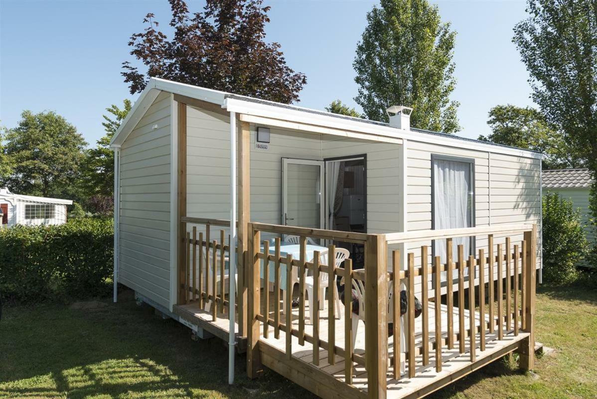 Three-Bedroom Bungalow,1588412148:JPEG