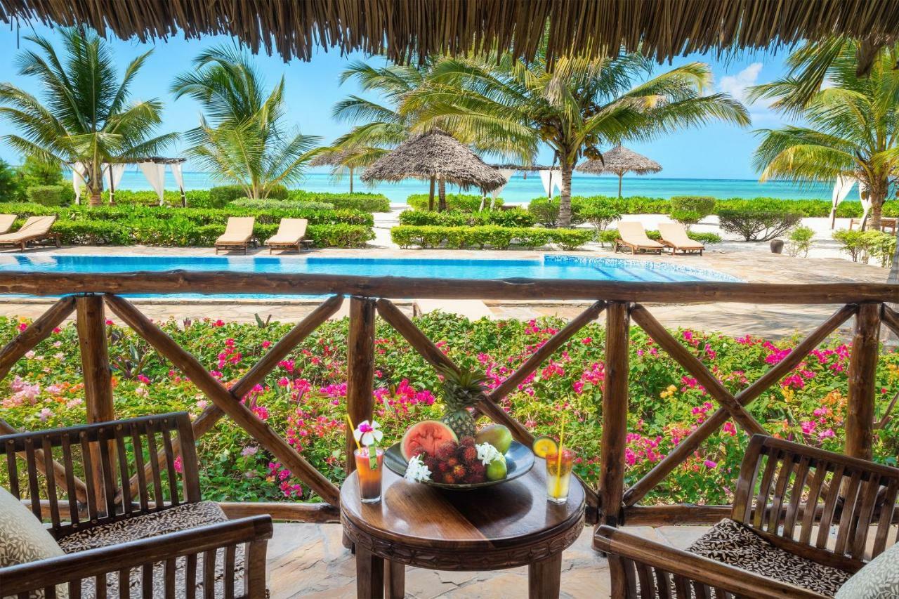 Bungalow Beach Front,1069895122:JPEG