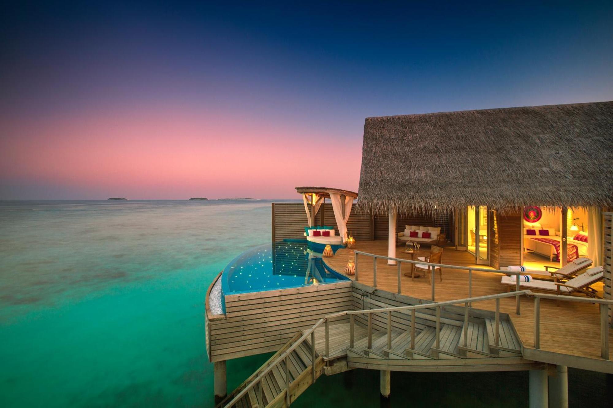 Villa Sur l'Eau avec Piscine Privée
