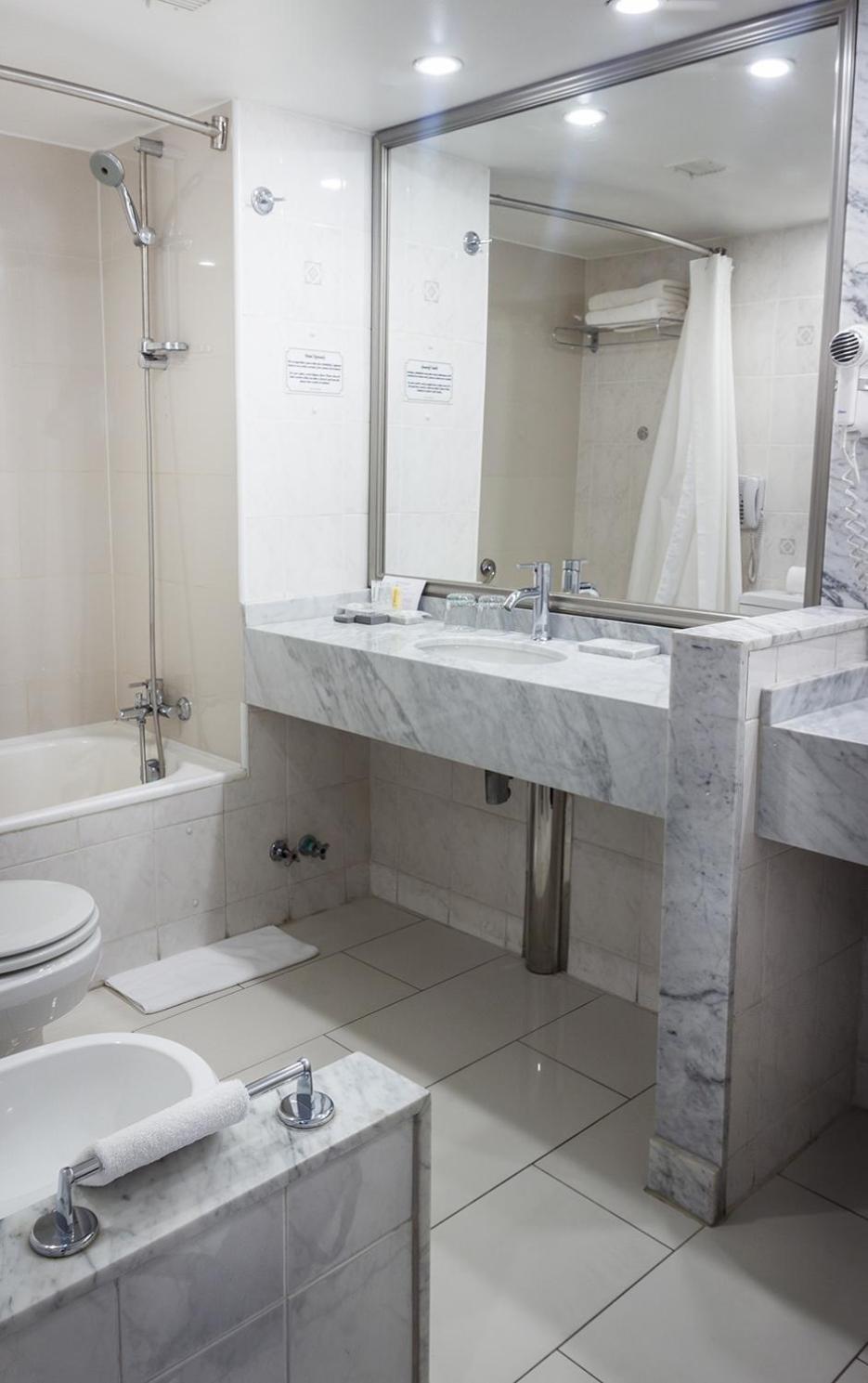 Quarto Standard com Cama King-size para Não Fumantes