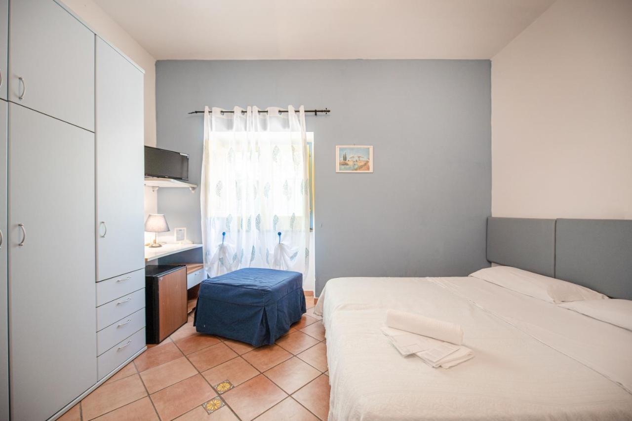 Basic Triple Room