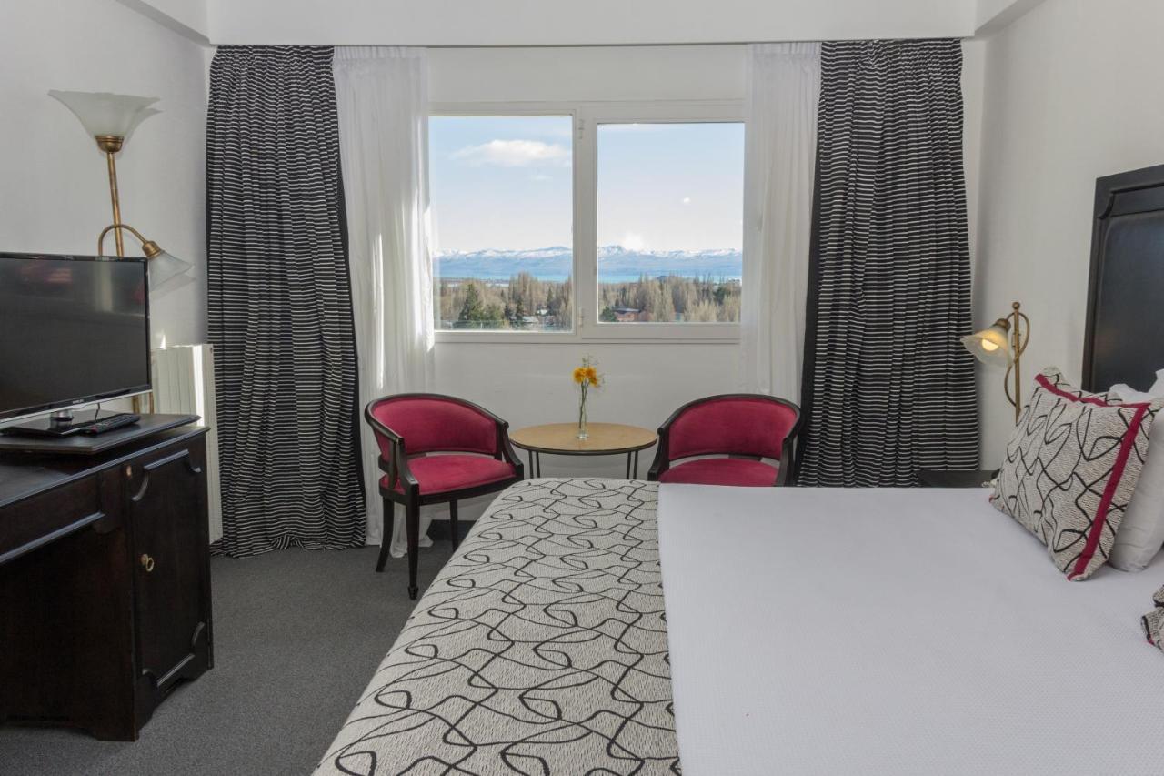 Quarto Superior com Cama de Casal ou 2 de Solteiro