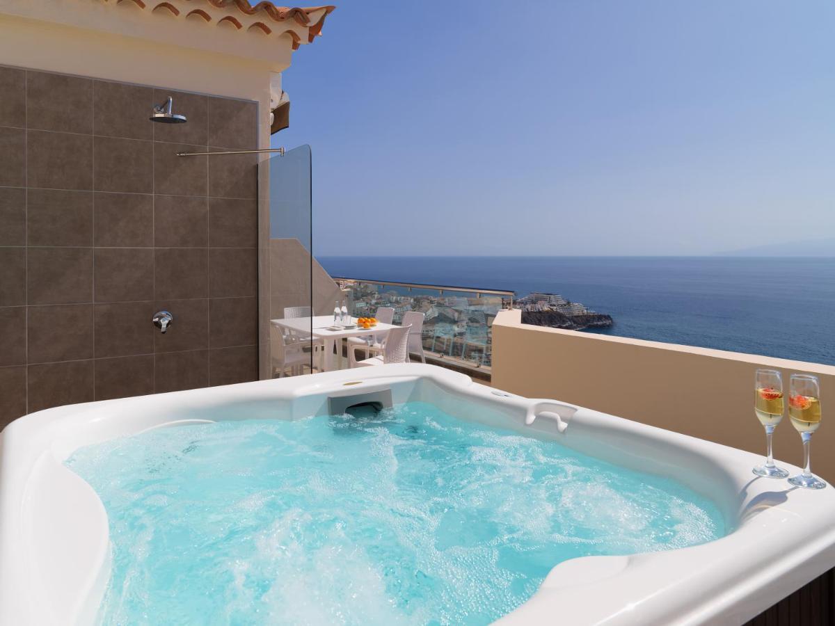 Superior Suite 1 bedroom jacuzzi Sea View,1182666694:JPEG
