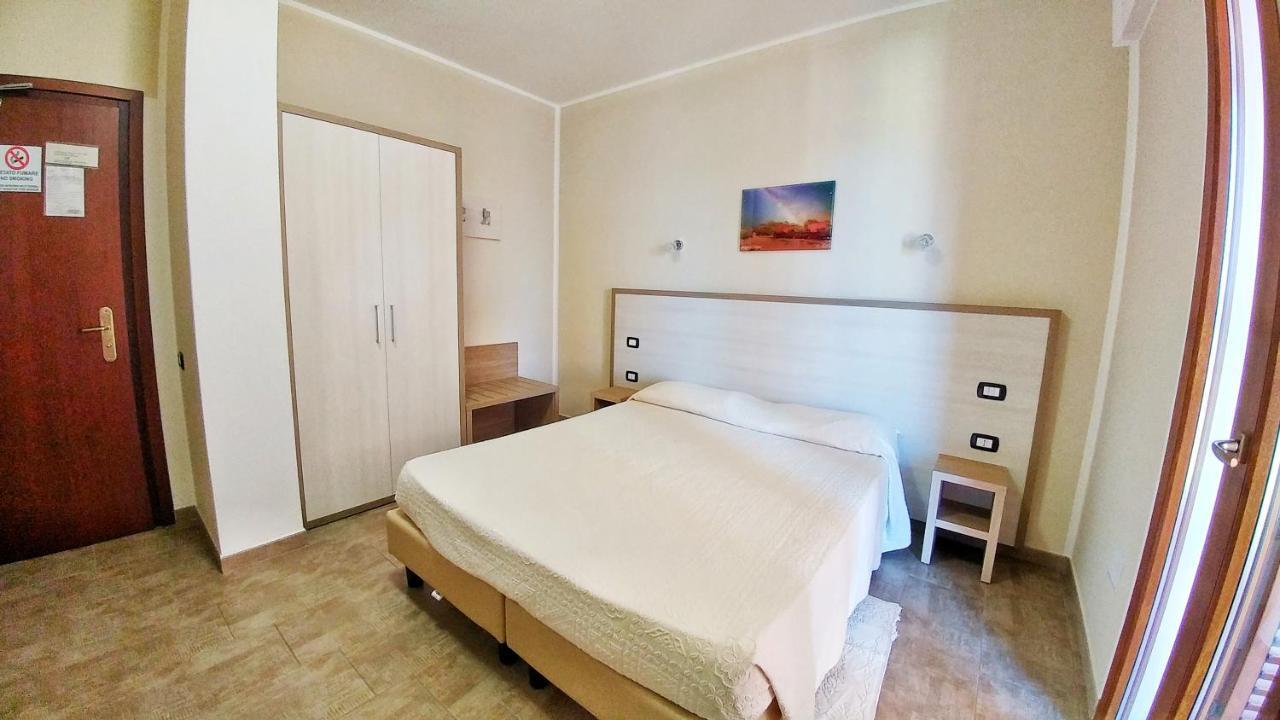 Deluxe Double or Twin Room Balcony,931320970:JPEG
