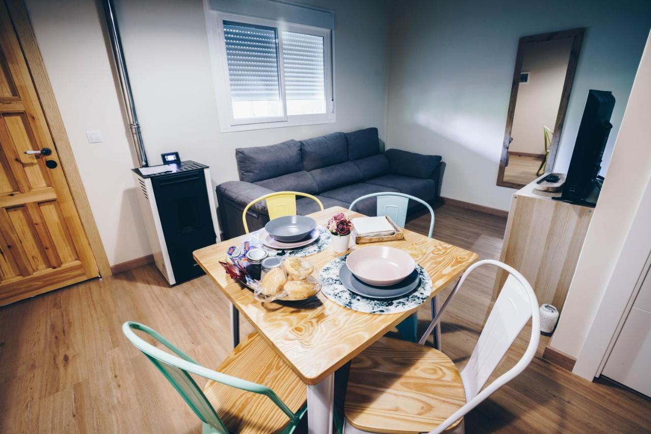 One-Bedroom Apartment,945296737:JPEG