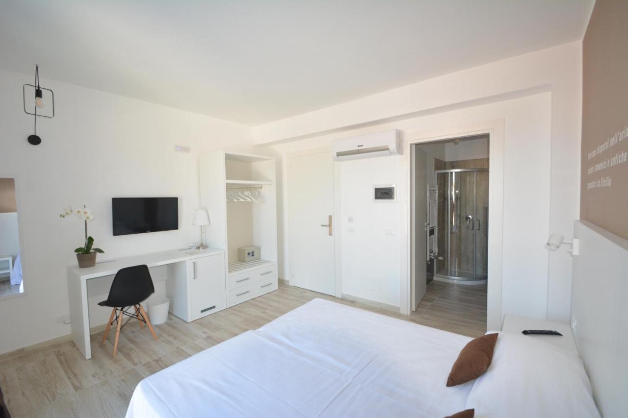 Double Room Pool View