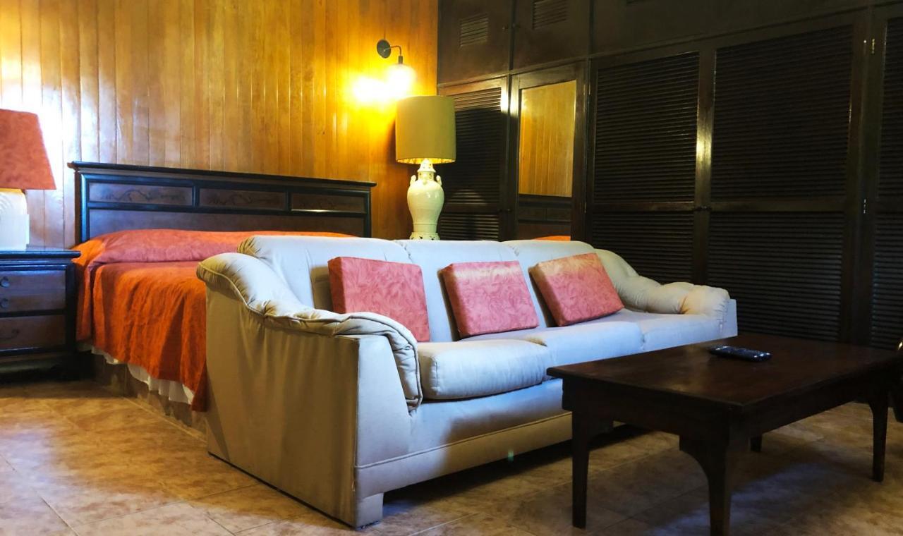 One-Bedroom Villa