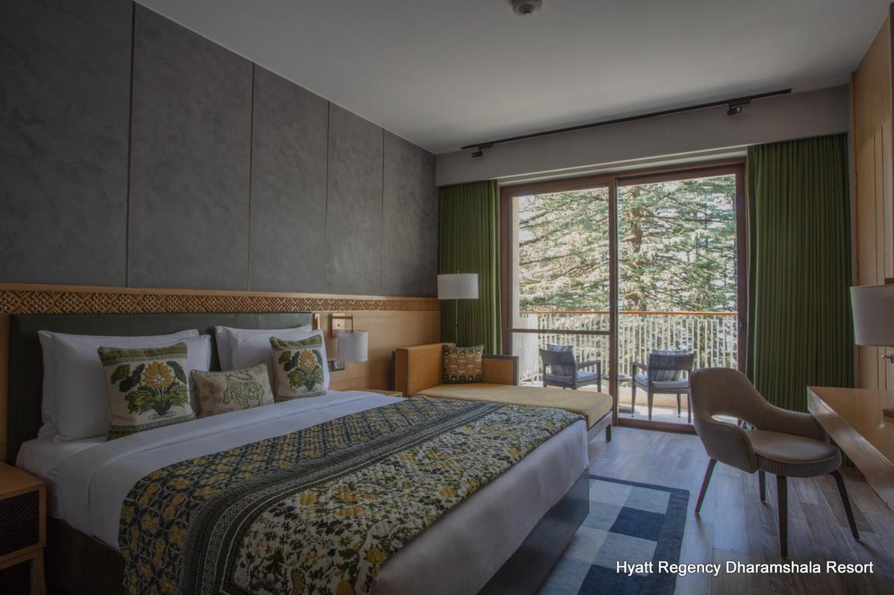 King Room with Balcony