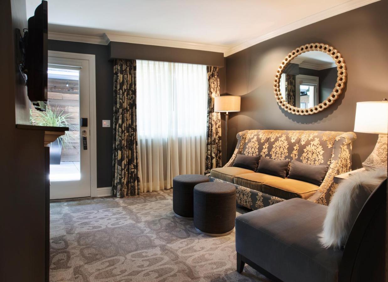 Courtyard King Suite