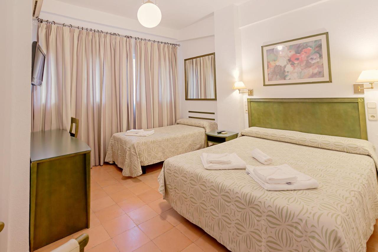 Twin Room Extra Bed