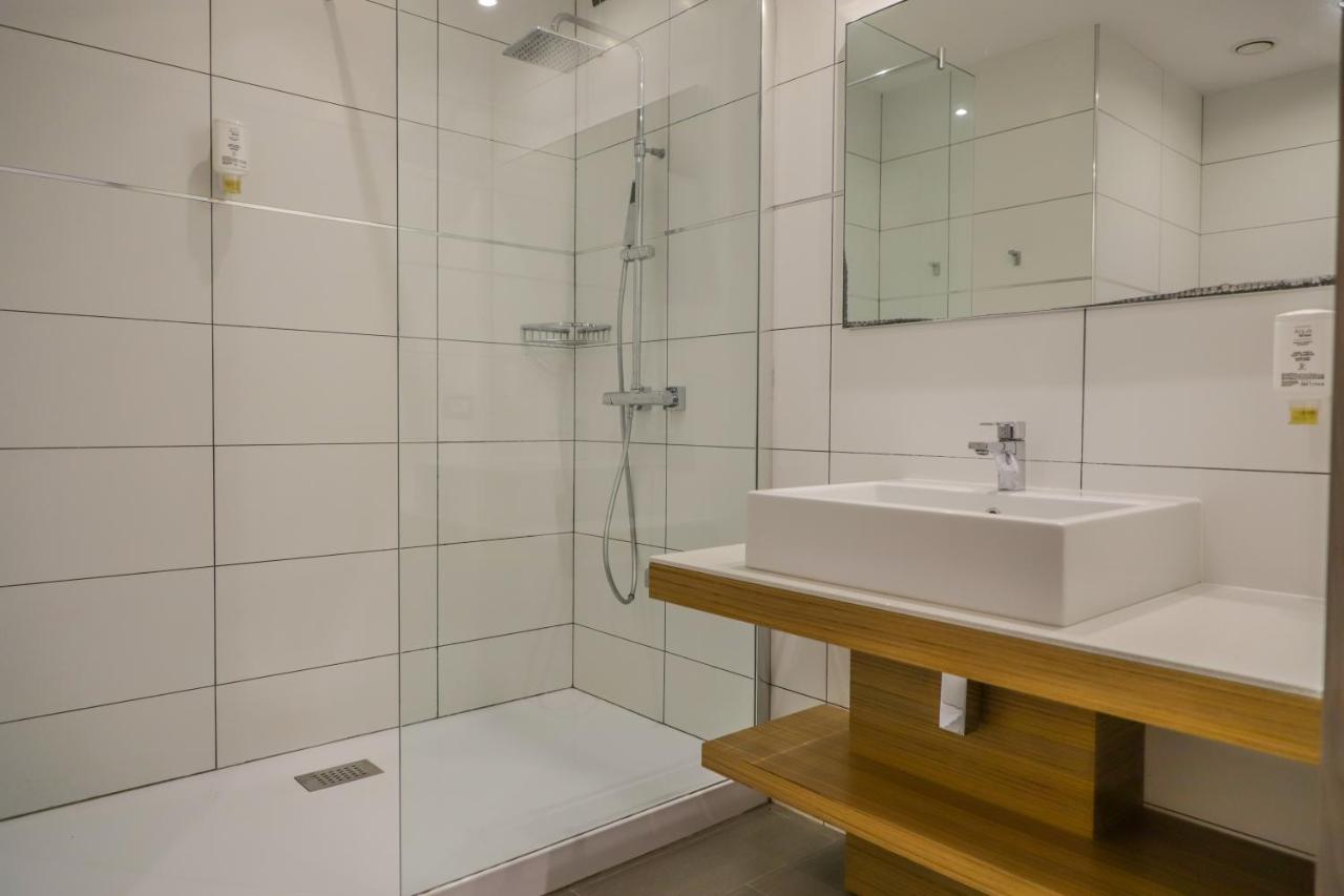 Chambre Double - Vue sur Montagne