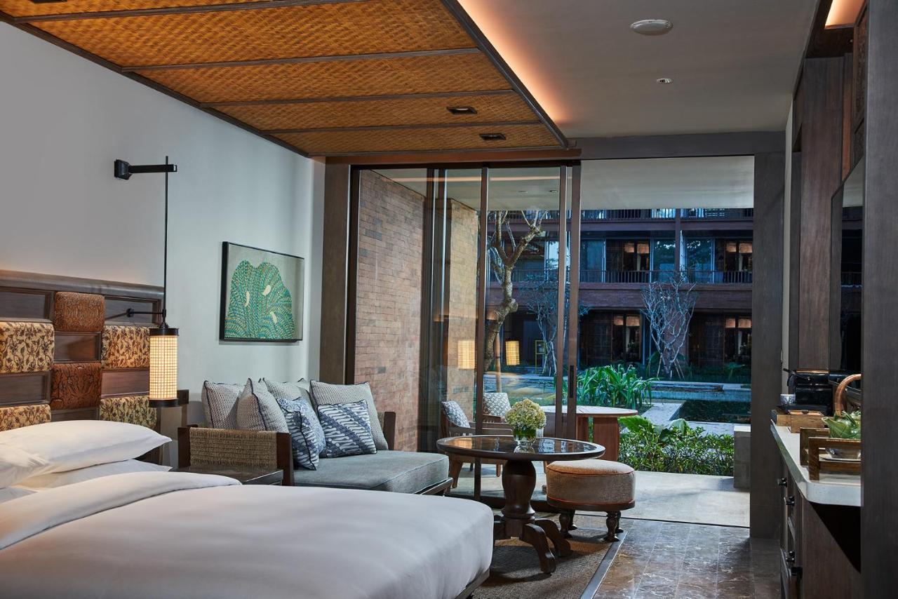 Twin Room Lagoon Access
