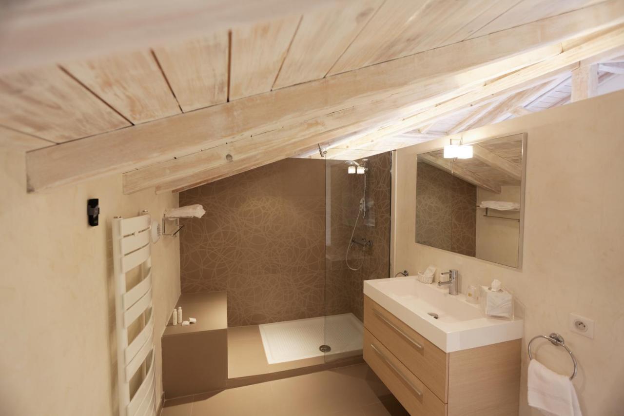 Chambre Lit King-Size de Luxe avec Vue Panoramique