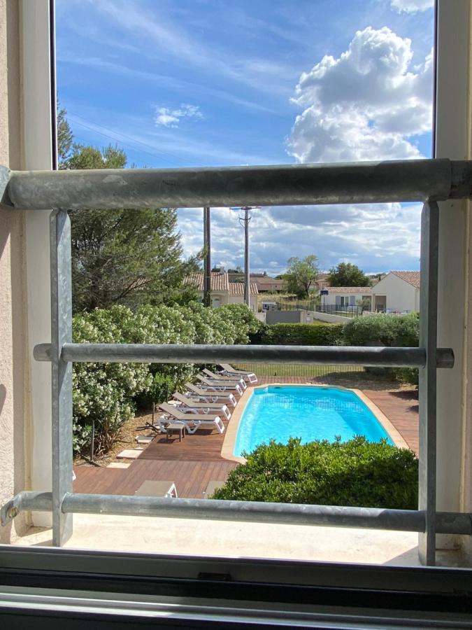 Chambre Double - Vue sur Piscine