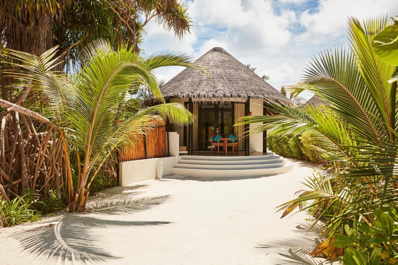 Private Pool Beach Villa Transfer 2 pax