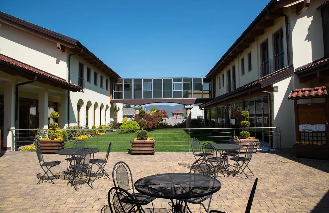 Resort Monviso-1