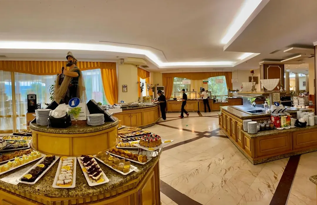 Duni Marina Royal Palace Hotel-1