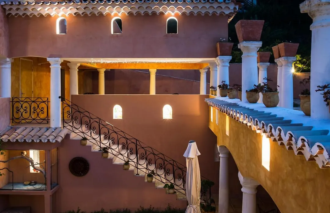 Villa Yrondi-1