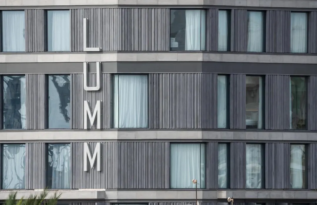 Hotel LIVVO Lumm-1