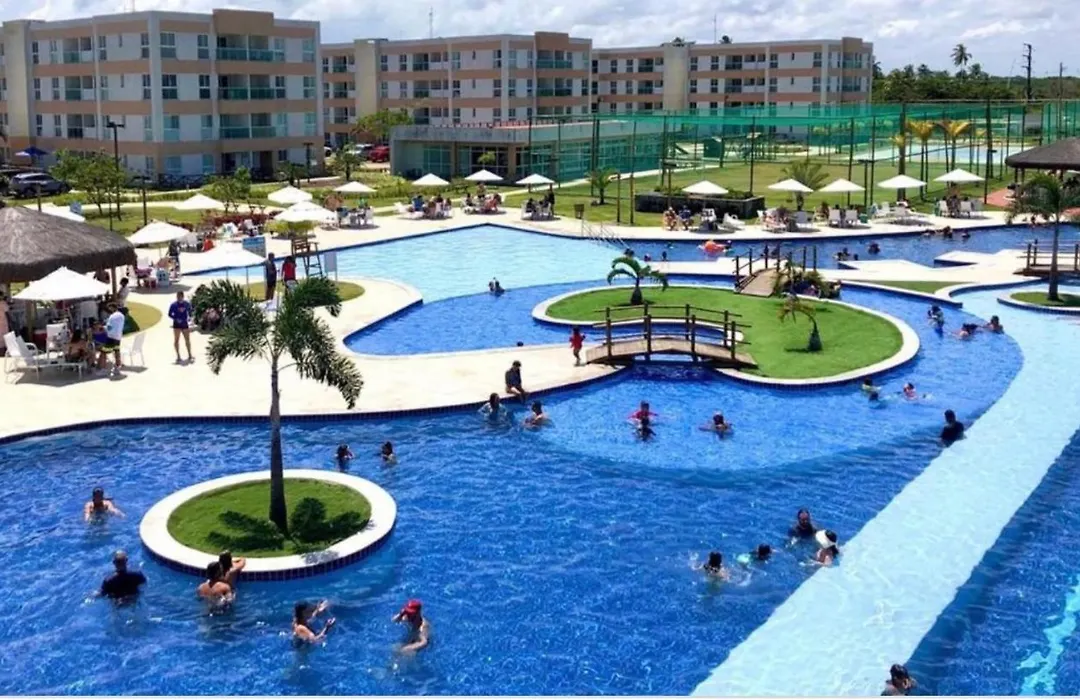 Muro Alto Condomínio Clube-1