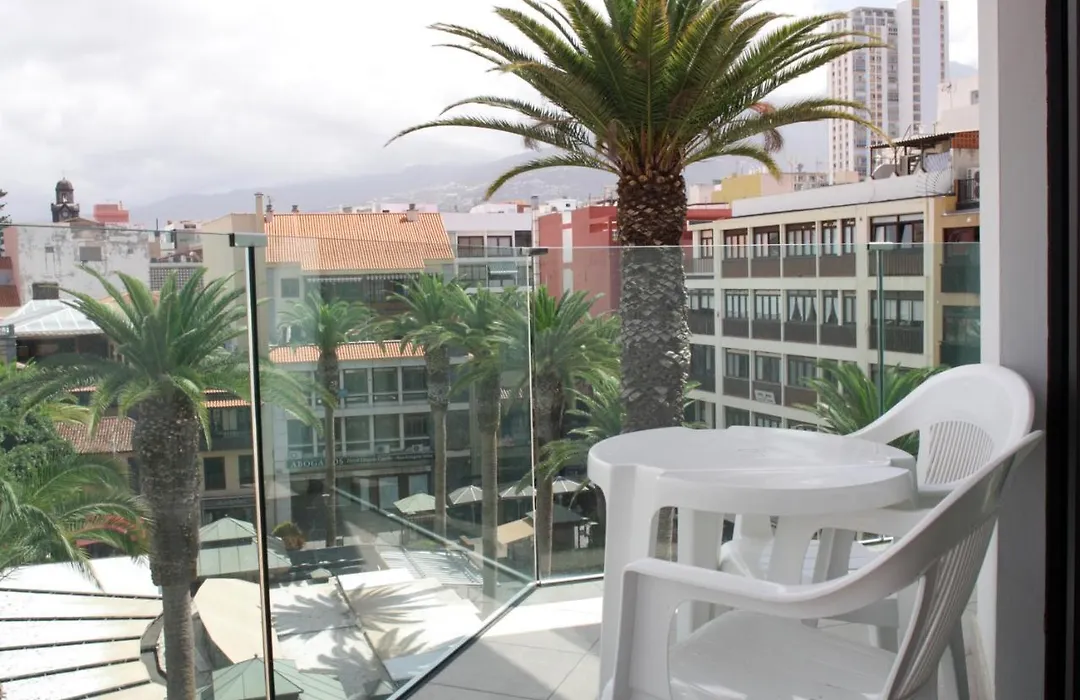 Hotel Tropical-1