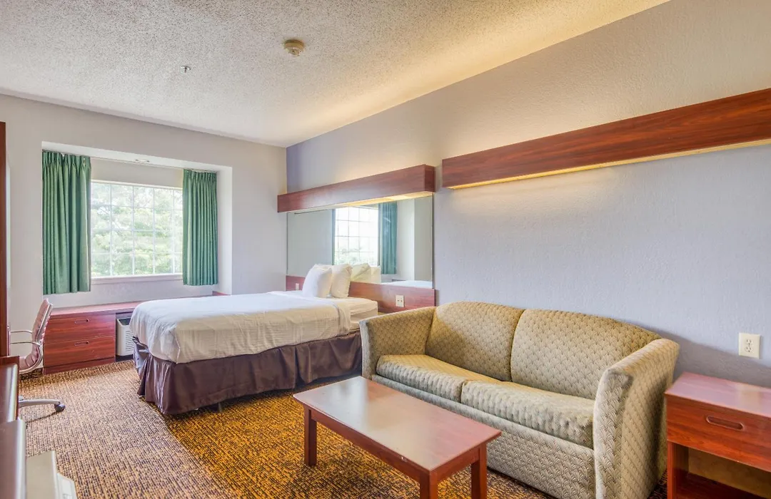 Trident Inn & Suites, Baton Rouge (Adults Only)-1