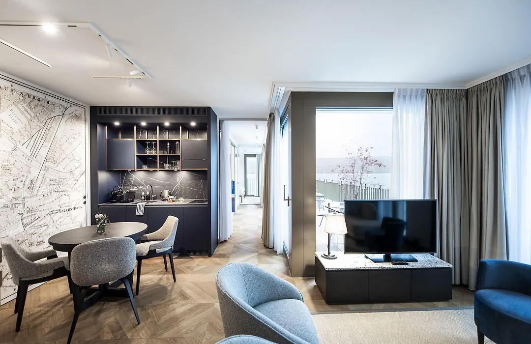 Alex Lake Zurich-1