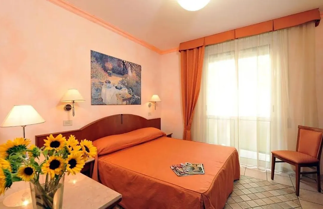 Hotel Rosalba Valentini Family Village-1