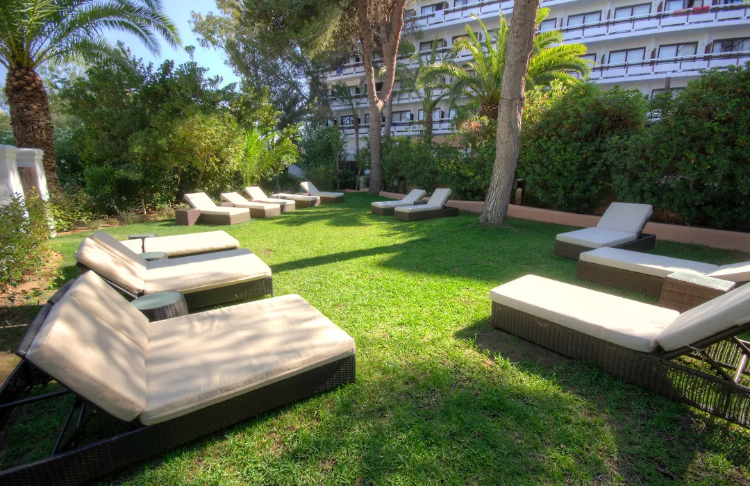 Azuline Hotel Bergantin-1