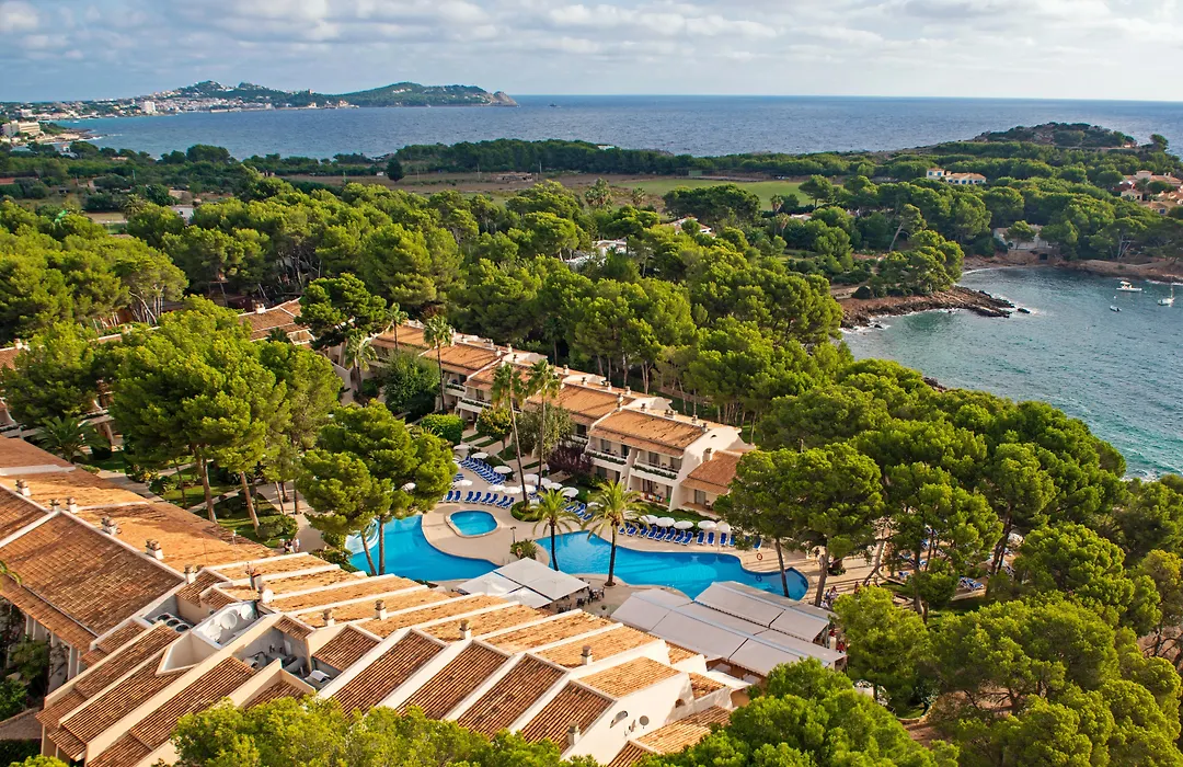 Iberostar Waves Pinos Park-1
