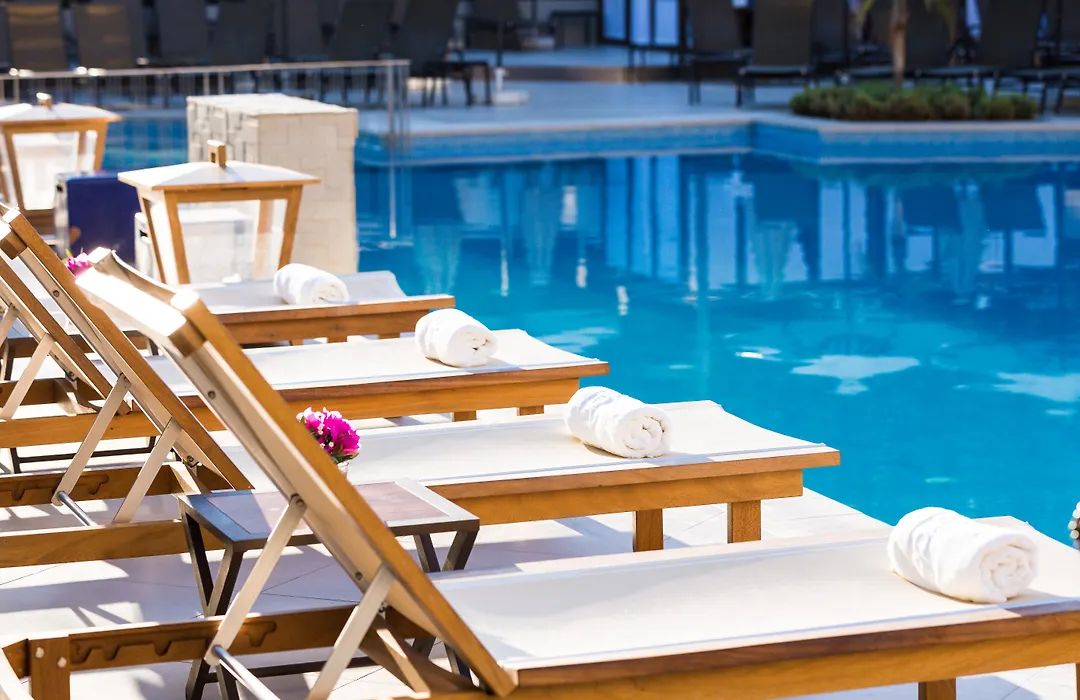 Theartemis Palace-1