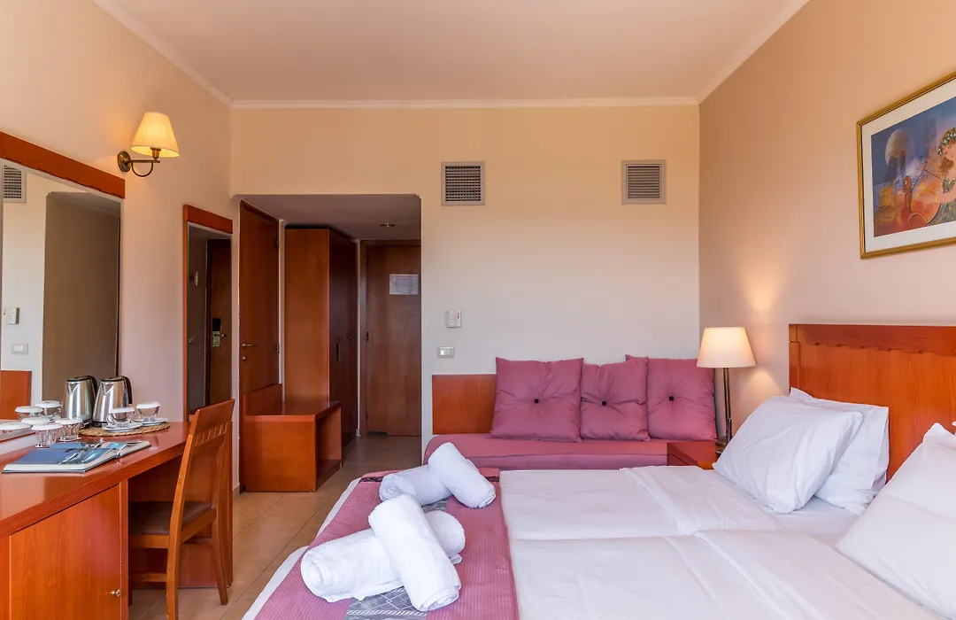 Ariti Grand Hotel-1