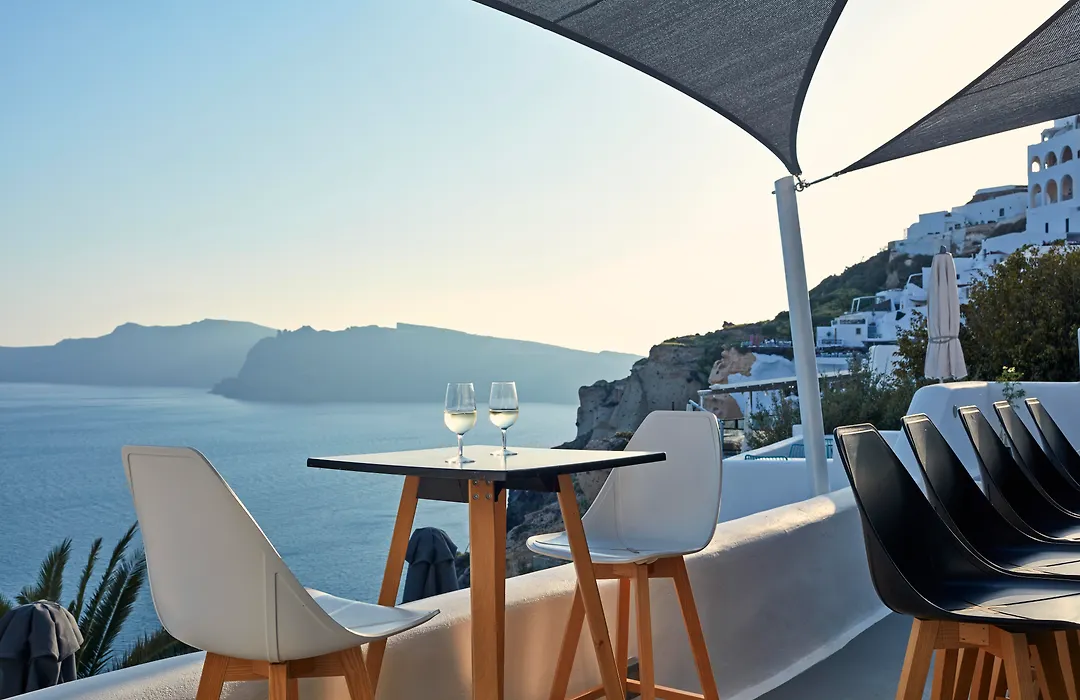 Villaki Oia-1